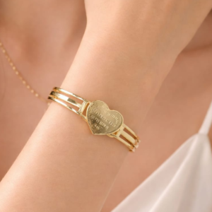 Heart Charm Gold Bangle
