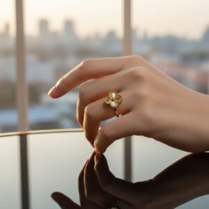 Elegant Gold Clover Adjustable Ring