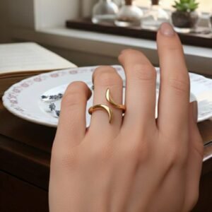 Gold Abstract Wave Adjustable Ring – Modern Minimal Open Band Ring for Women